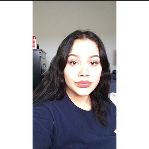 Meet your Posher, Itzel